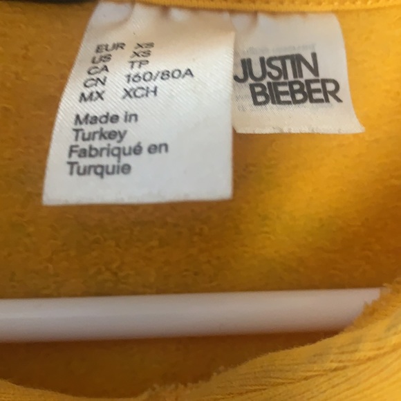 Cropped Hoodie - Picture 4 of 4